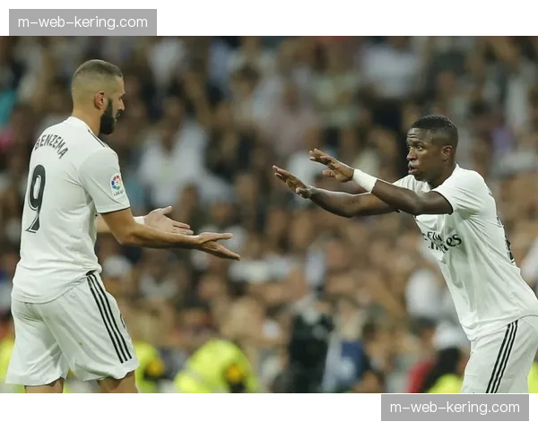 维尼修斯两回合参与三球 成为曼城防线无解难题获评最佳